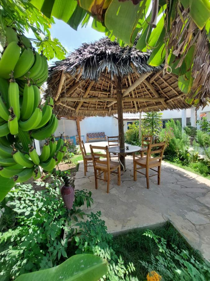 Karibu House Bed and Breakfast Paje Esterno foto