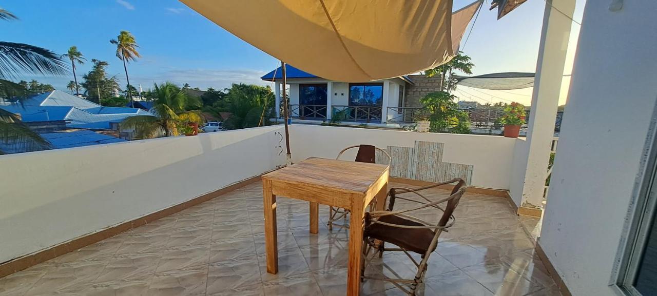 Karibu House Bed and Breakfast Paje Esterno foto